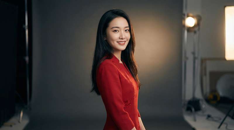 蕾丝内衣明星创作者